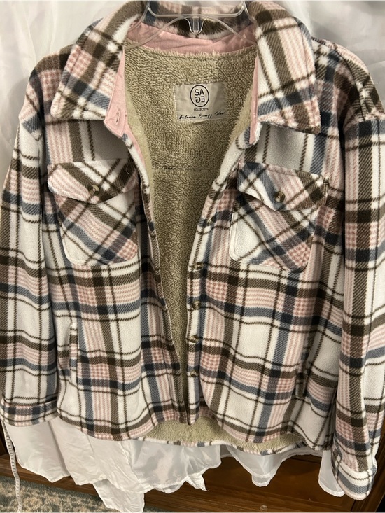 Jackets & Blazers - SA93 Plaid Sherpa-Lined Shacket in Pink, Brown & Cream